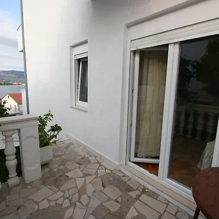 Petra Svacica Apartment *