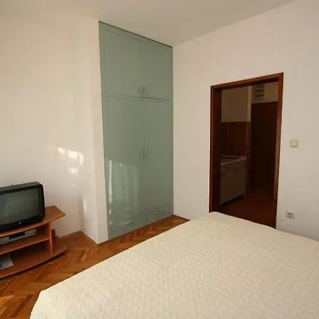 Petra Svacica * Trogir